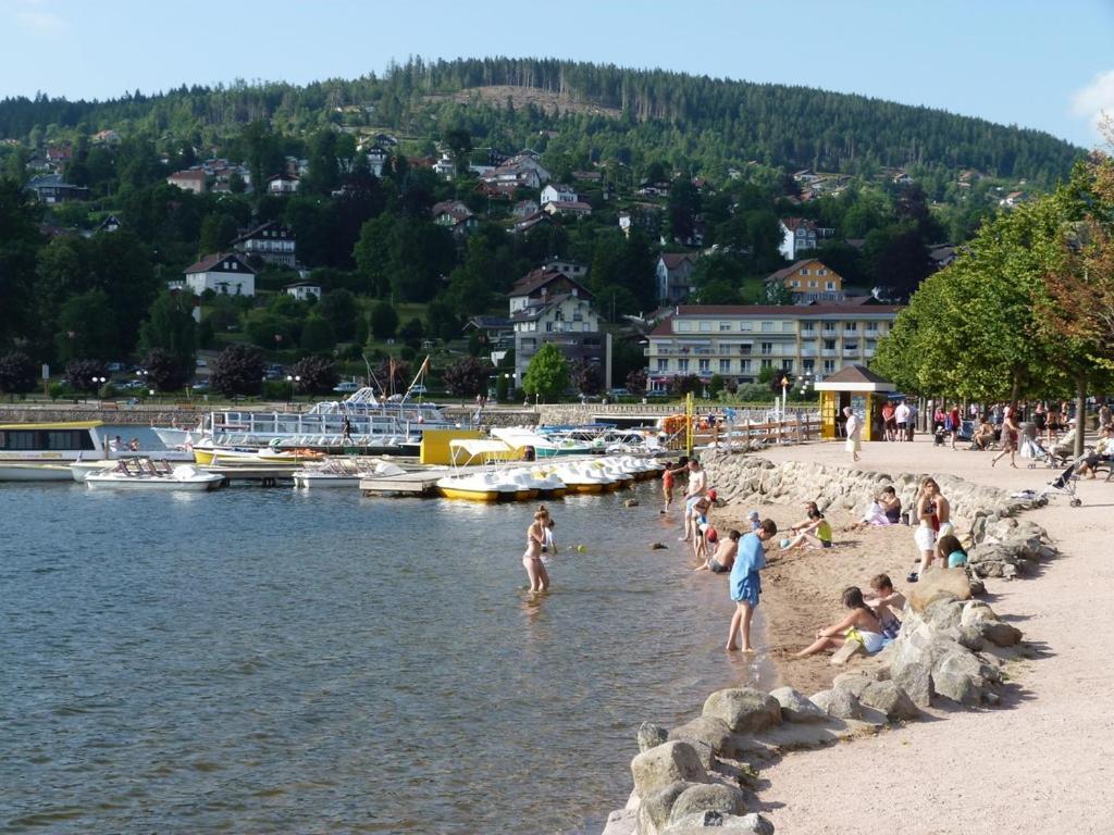Gite Les Glycines Gérardmer Exterior foto